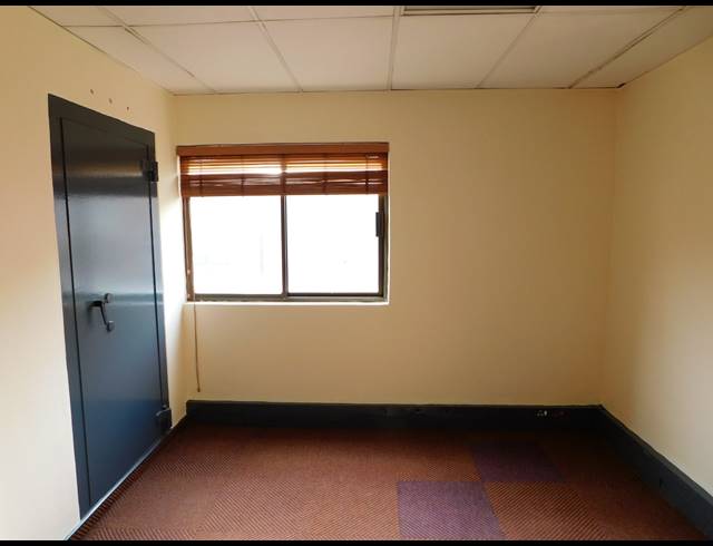 90M² OFFICE TO LET IN ALLEN'S NEK